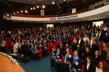 İstanbul Arel Üniversitesi’nde Girişimci Mezunlar Ödüllendirildi